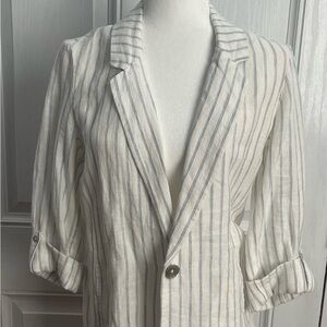 C&C California Cream and Blue Casual Blazer with Notched Lapels